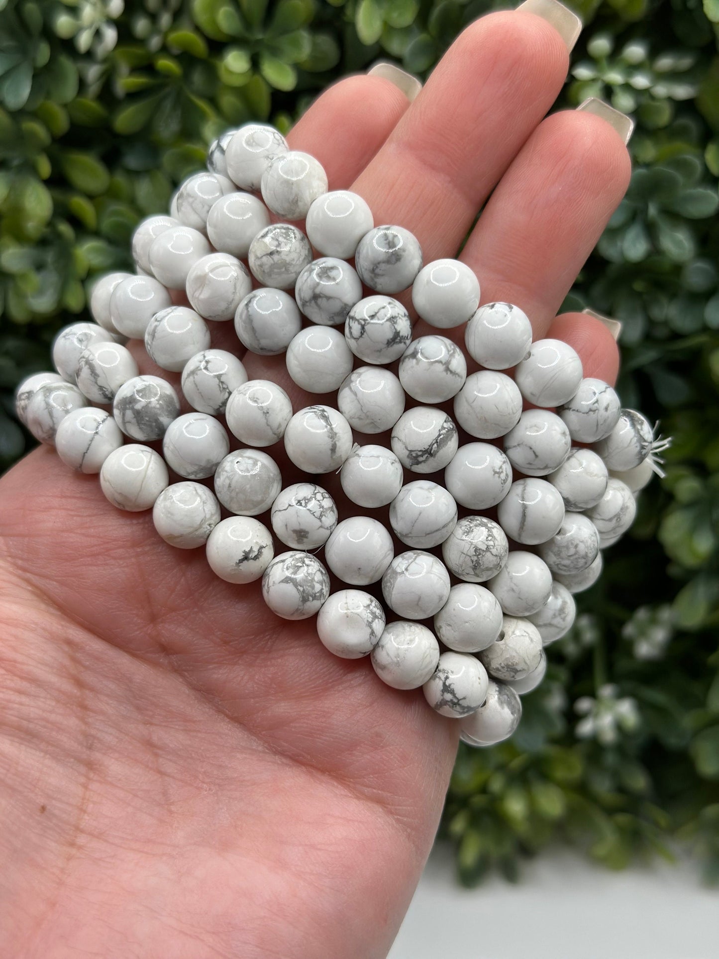 Howlite 8mm crystal beaded bracelet