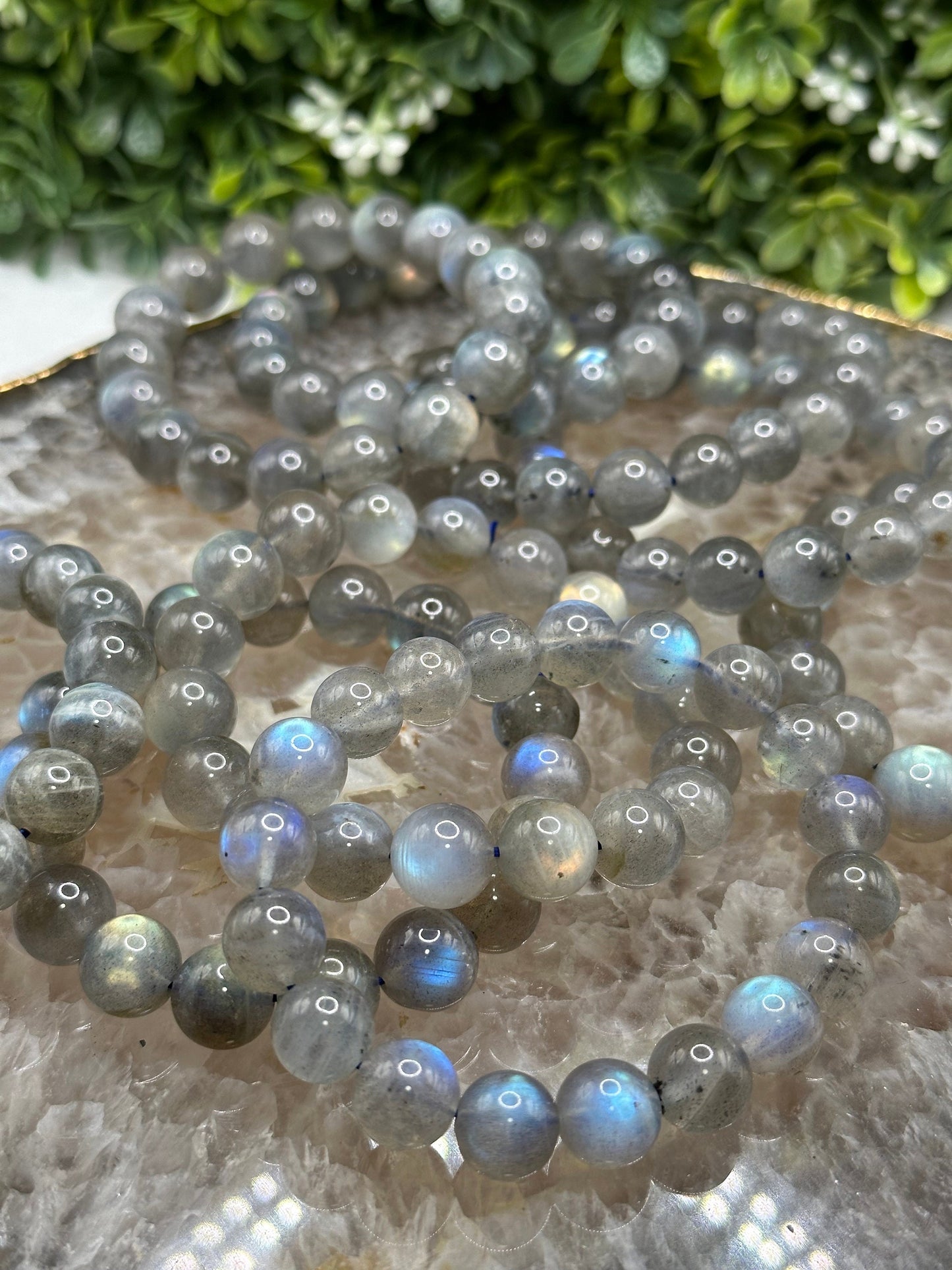 Labradorite Gemstone Bracelet – 10mm Flashy Crystals for Healing & Spiritual Energy