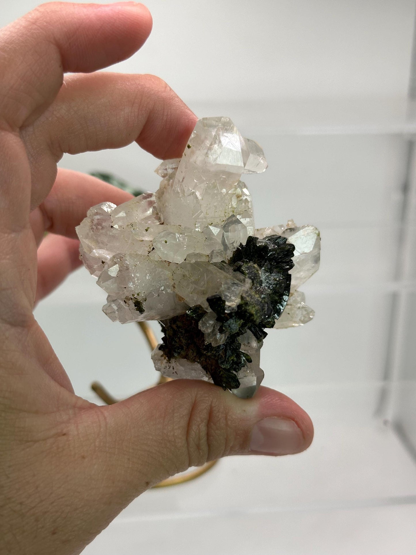 Epidote with Quartz from Hakkari Turkey, Mineral Collectors, Gift Idea, Green Quartz, Home Decor
