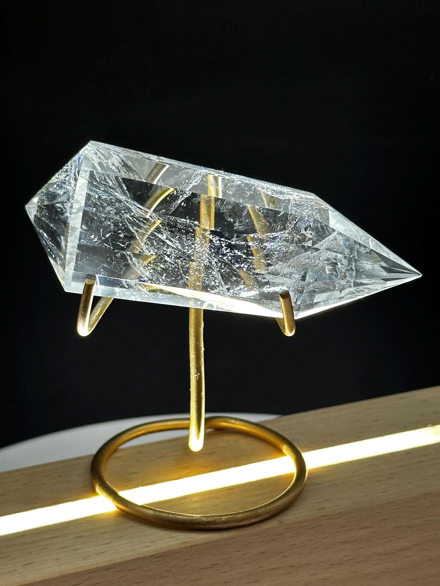 Crystal Clear Quartz Vogel – 12-Sided Brazilian Healing Wand for Meditation