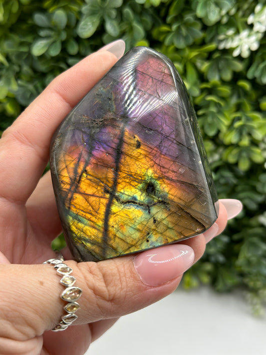 Labradorite FREEFORM