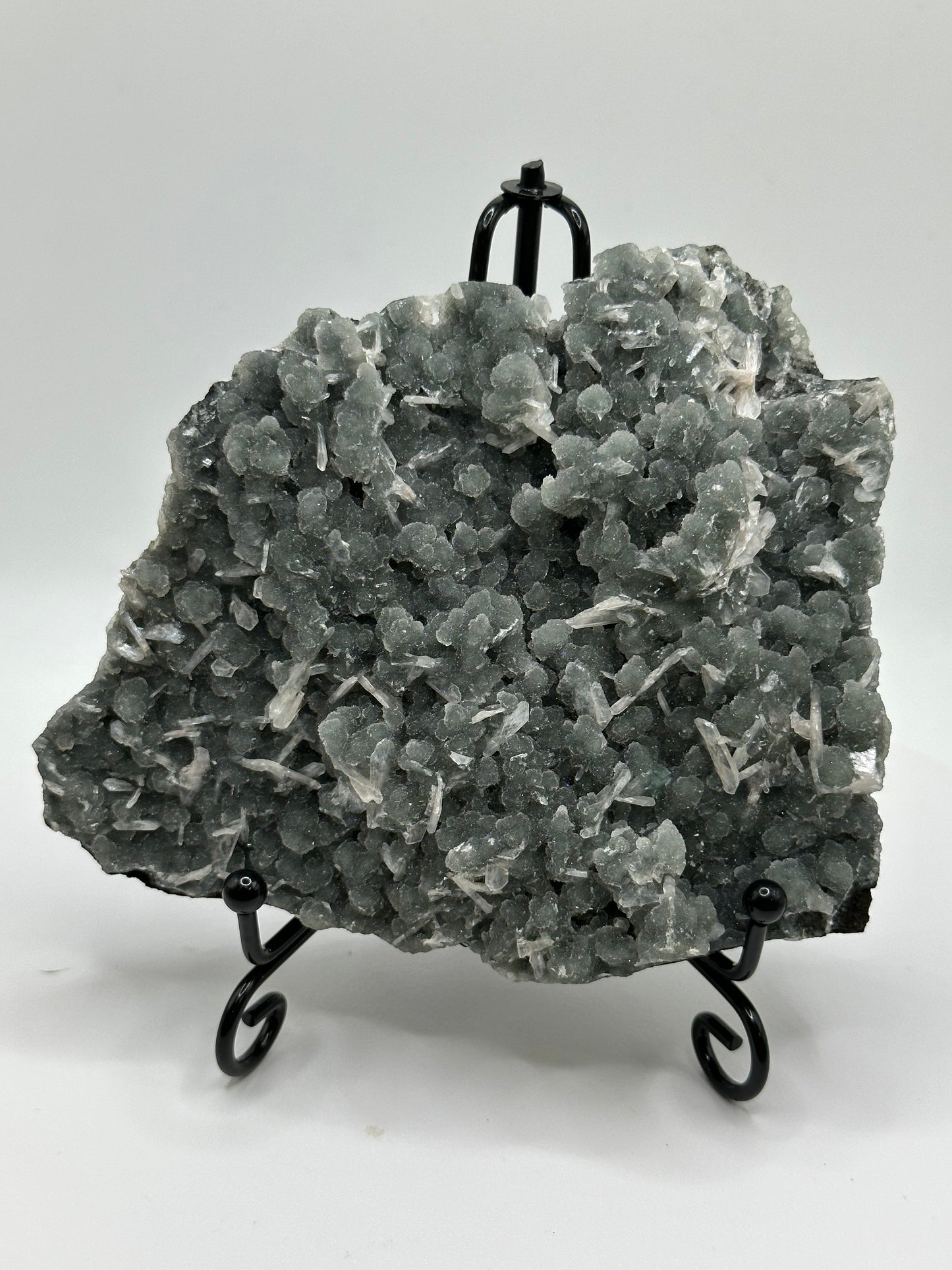 Druzy Chalcedony with Stilbite blades, India