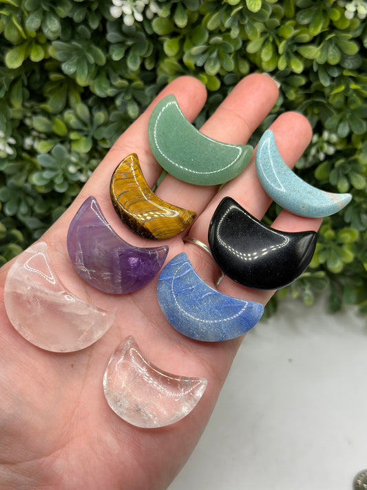 Mini Moon Crystal shape ROSE QUARTZ/GREEN AVENTURINE/ BLUE AVENTURINE/ SMOKY QUARTZ/ AMETHYST/ BLACK OBSIDIAN/ TIGERS EYE