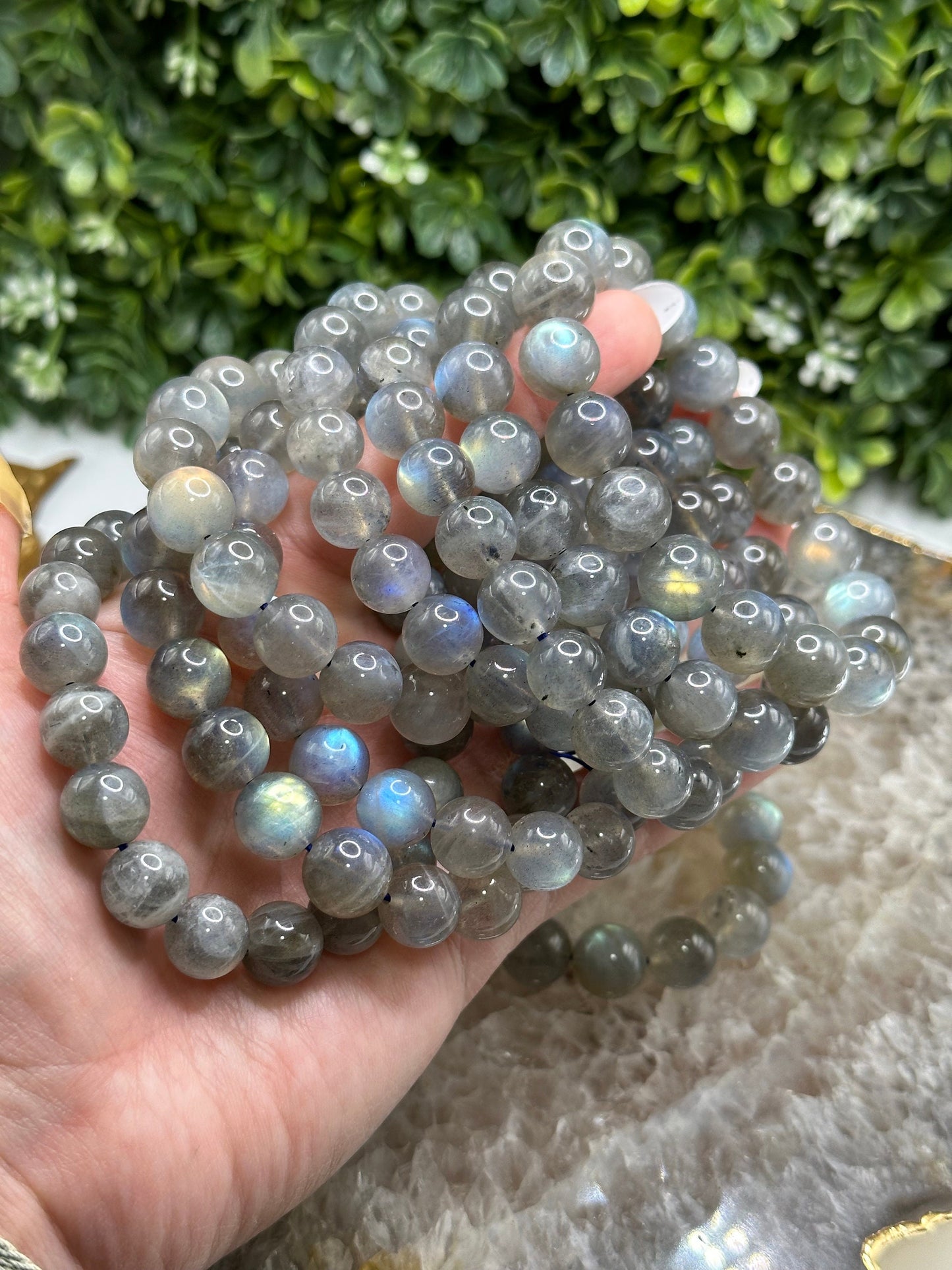 Labradorite Gemstone Bracelet – 10mm Flashy Crystals for Healing & Spiritual Energy