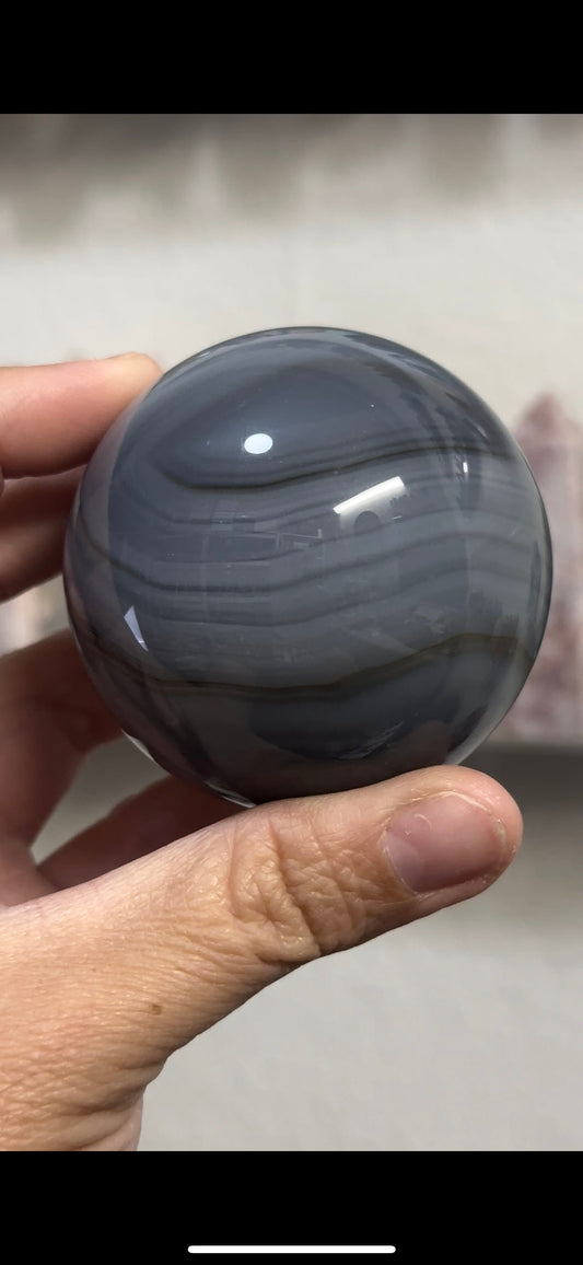 Blue Agate Crystal Sphere – Soothing Banded Stone for Meditation